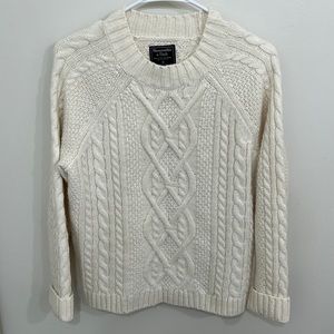 Abercrombie cream sweater